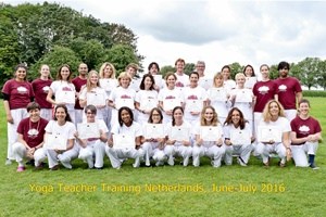 27 201606 yoga teacher training Netherlands