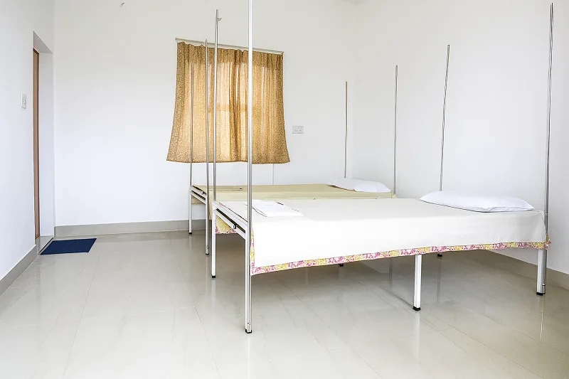 yoga-ashram-india-rooms