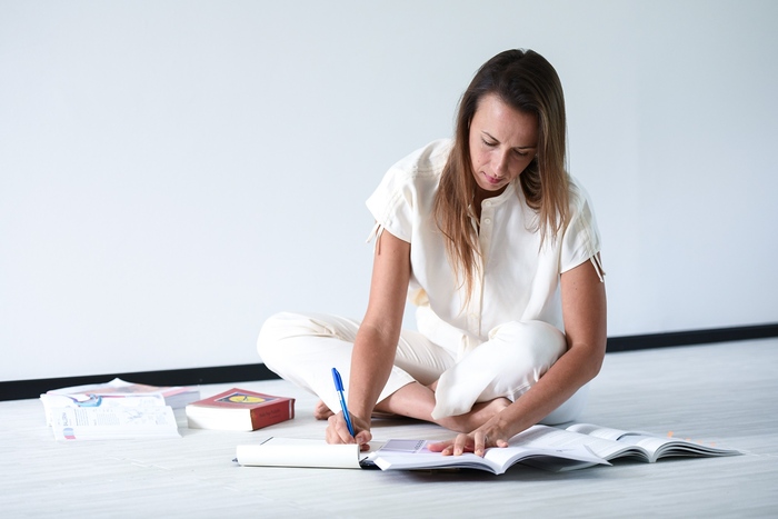 Yoga teacher writes a yoga teacher bio Yoga teacher writes a yoga teacher bio